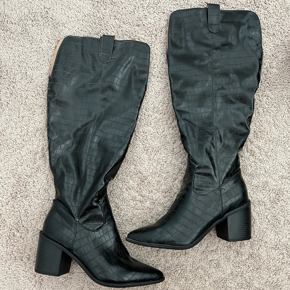 WIDE CALF Black knee high boots